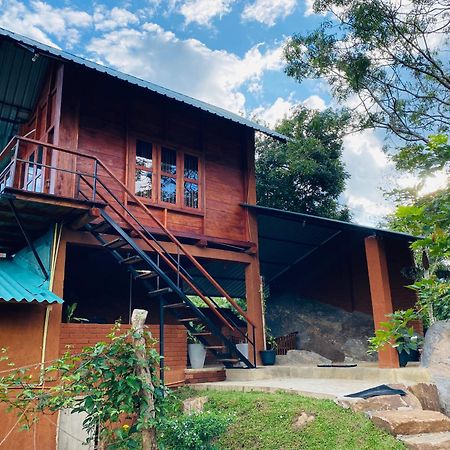 Вілла Lion Wood Treehouse Talkote Екстер'єр фото