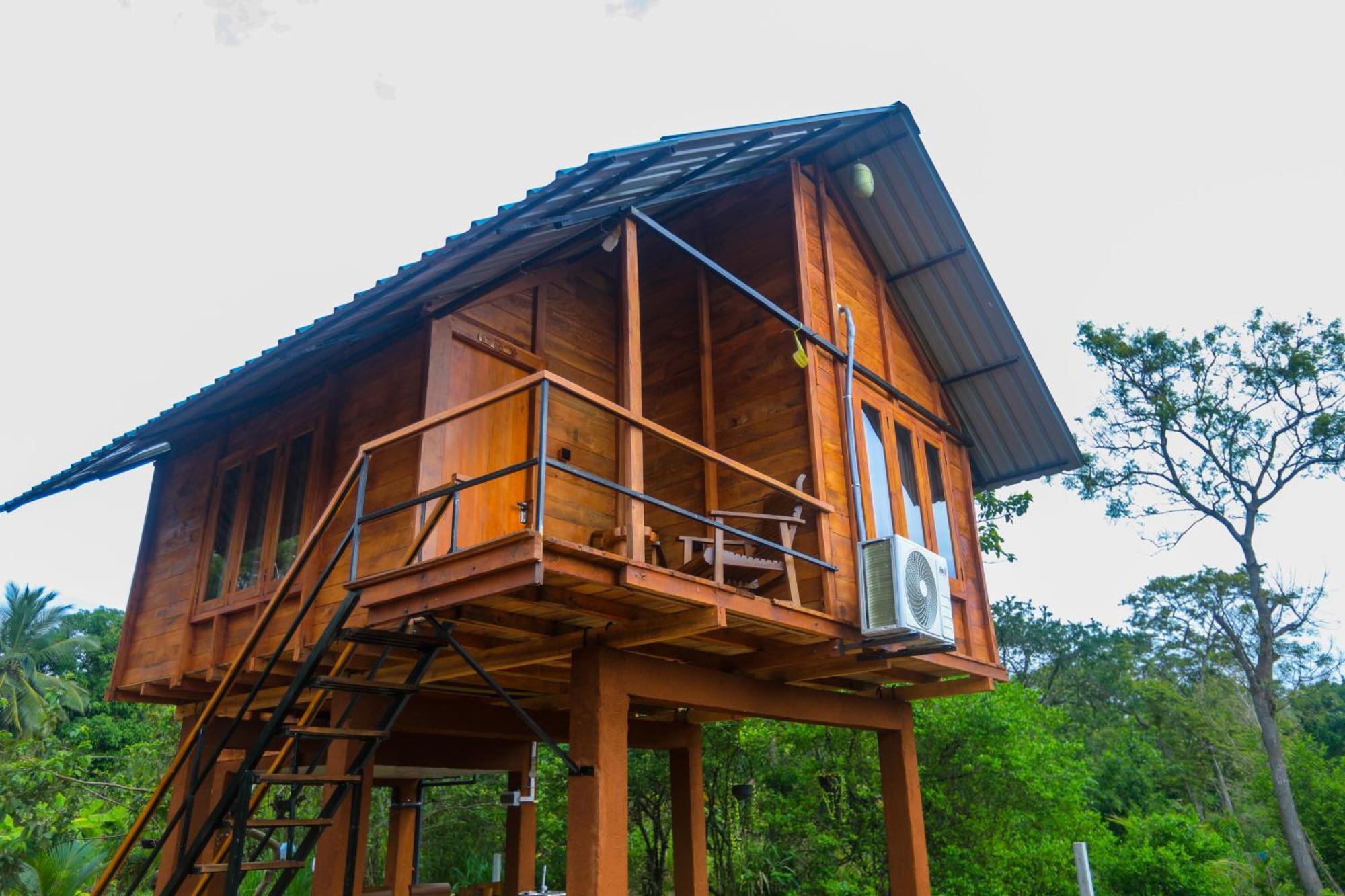 Вілла Lion Wood Treehouse Talkote Екстер'єр фото