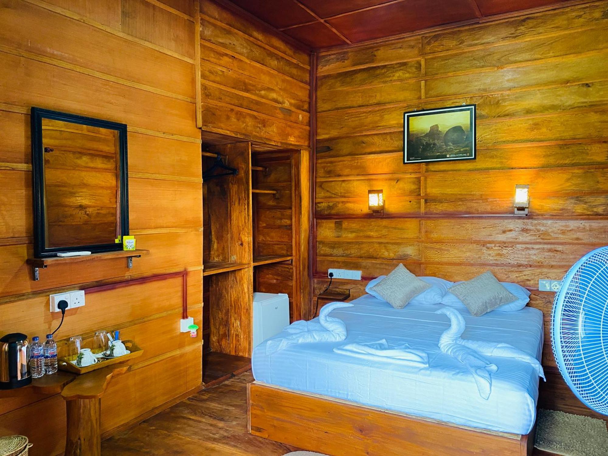 Вілла Lion Wood Treehouse Talkote Екстер'єр фото