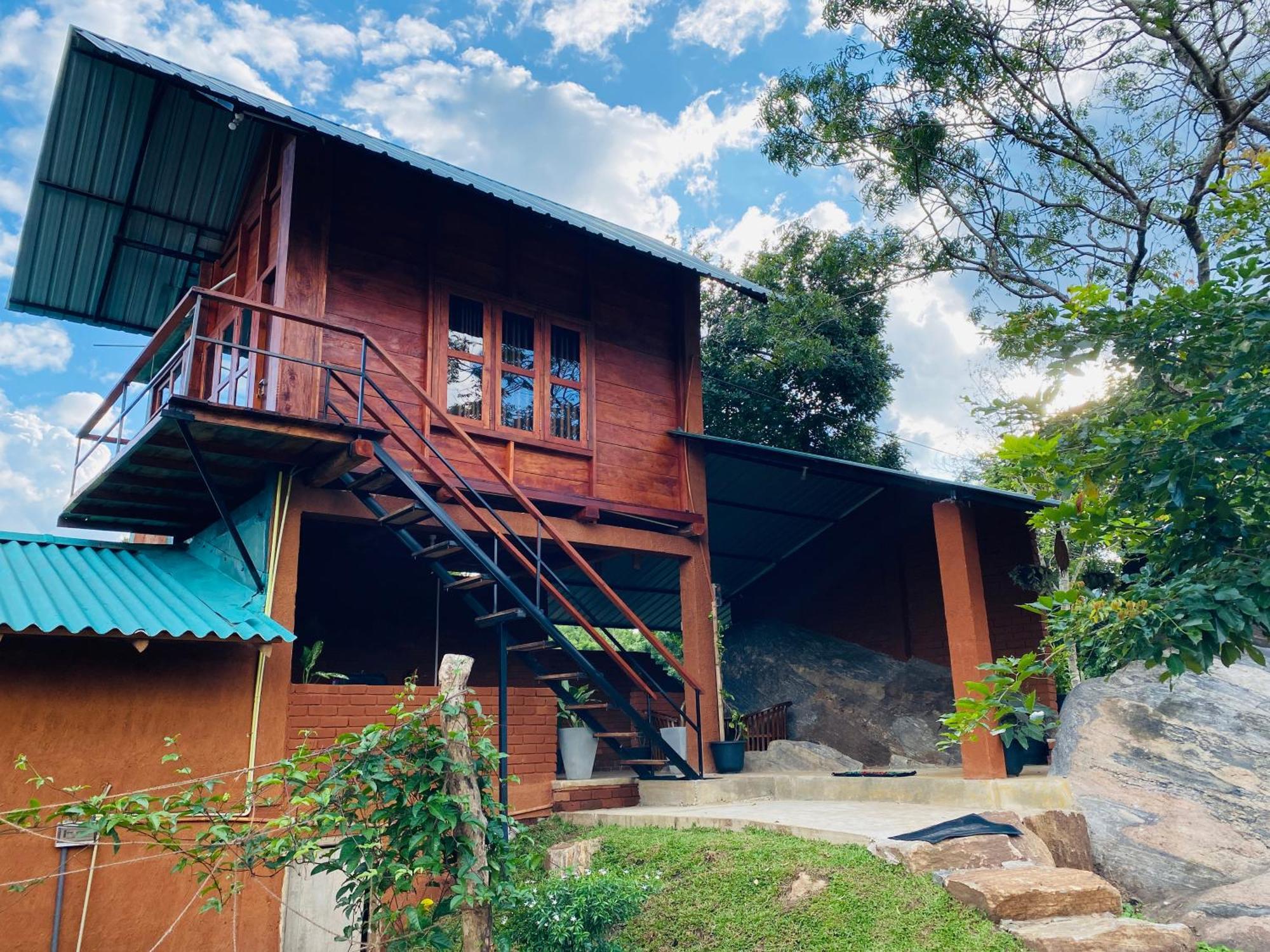 Вілла Lion Wood Treehouse Talkote Екстер'єр фото